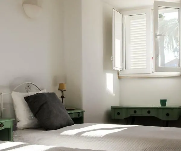 Hortensia Віавіа